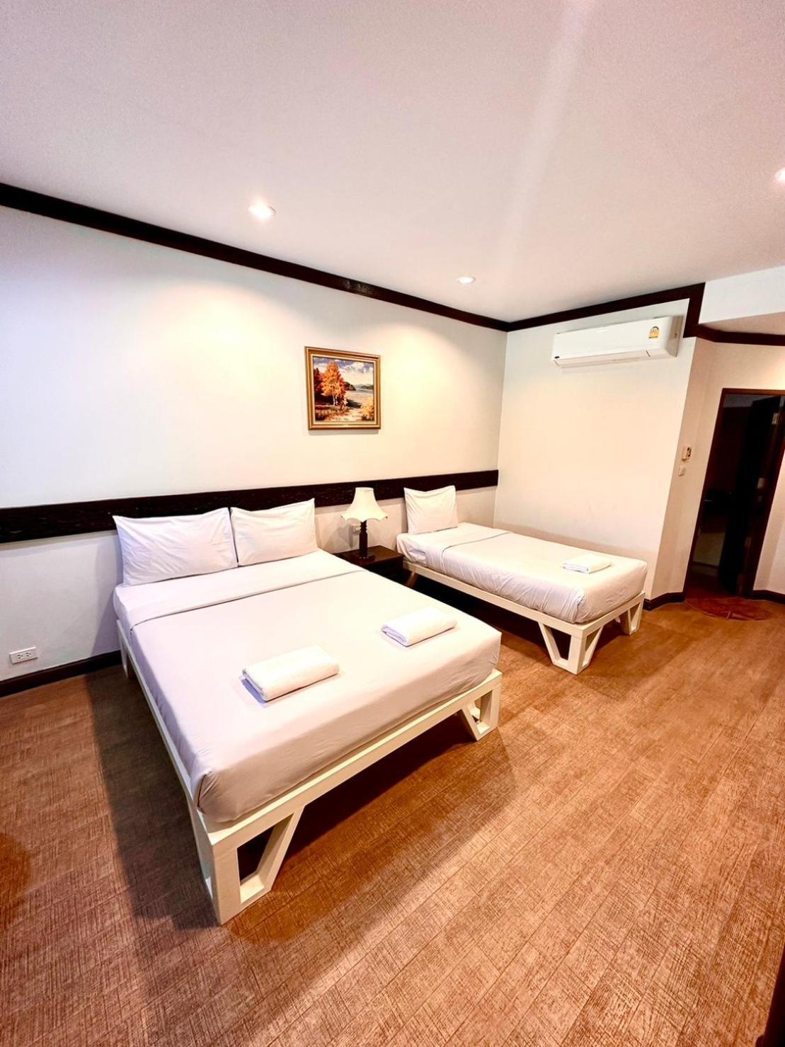 Bansuan Resort Nakhon Sawan Exterior foto